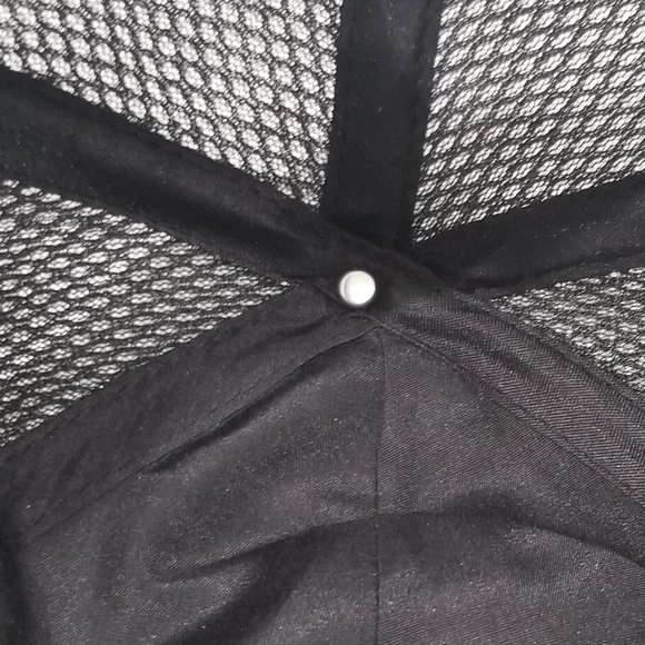 WayCaps - Camo USA Flag Mesh Adjustable Cap - Picture 11 of 13